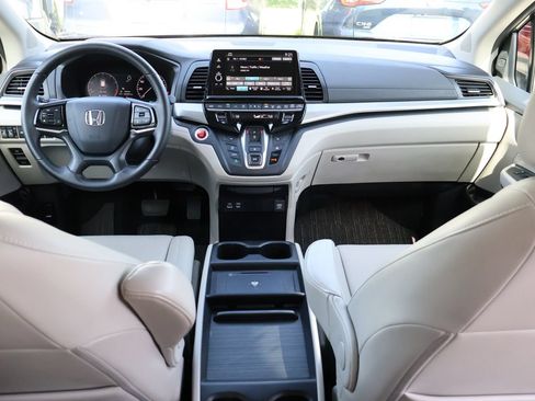 Certified 2025 Honda Odyssey EX-L image 14