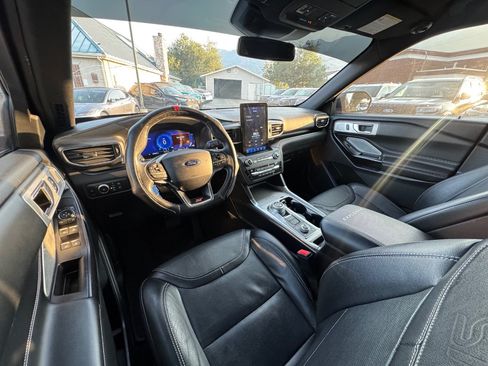 Used 2020 Ford Explorer ST w/ Premium Technology Package AWD/4WD image 16