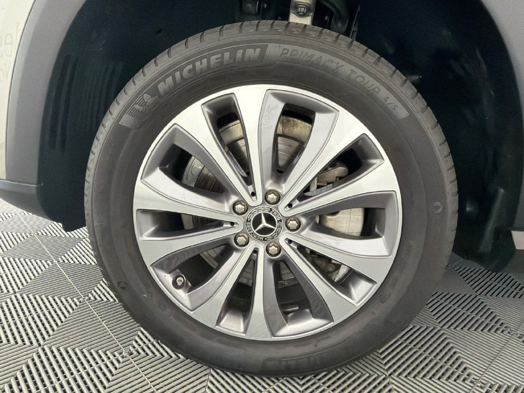 Certified 2023 Mercedes-Benz GLE 350 w/ Premium Package image 11