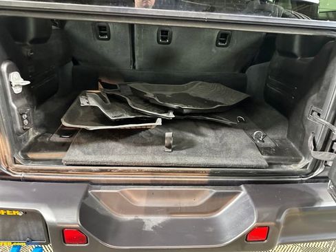 Used 2024 Jeep Wrangler Unlimited w/ Convenience Group image 26