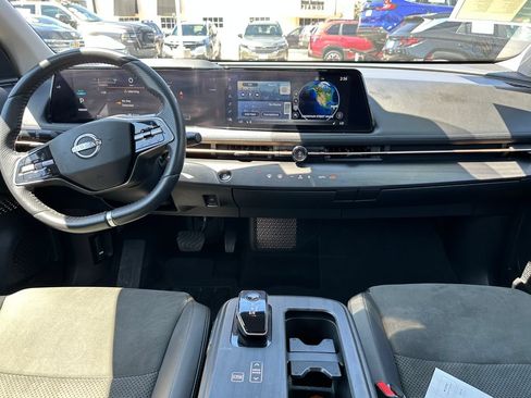 Used 2023 Nissan Ariya FWD image 19