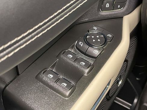 Used 2020 Ford Expedition Max Platinum image 40