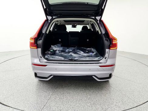 New 2026 Volvo XC60 B5 Plus w/ Protection Package Premier image 15
