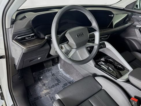 New 2025 Audi Q5 Premium Plus image 9