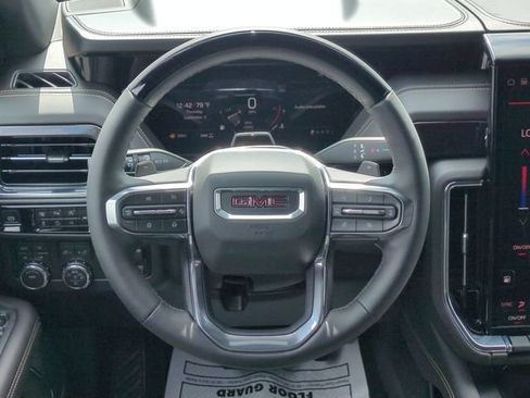 New 2026 GMC Yukon Elevation AWD/4WD image 15