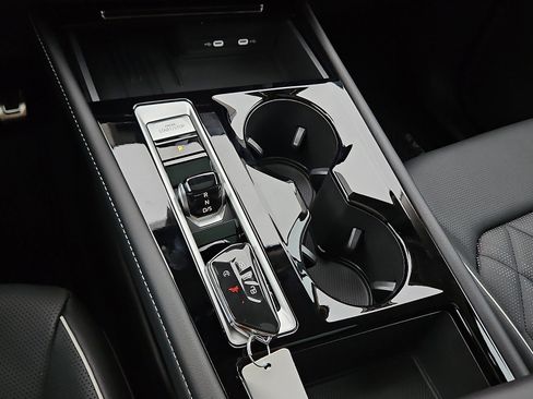 New 2026 Volkswagen Atlas SEL Premium R-Line image 16