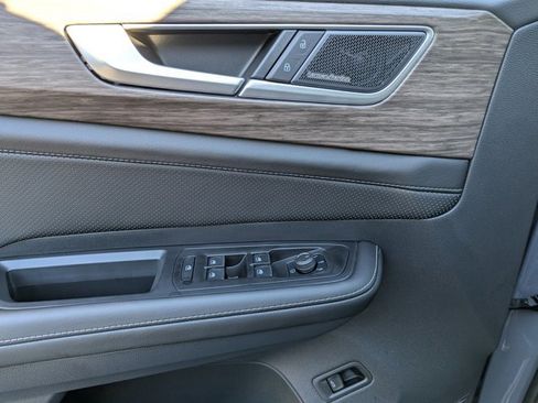 New 2026 Volkswagen Atlas SEL Premium R-Line AWD/4WD image 10