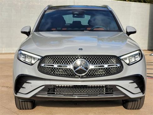 New 2026 Mercedes-Benz GLC 300 image 2