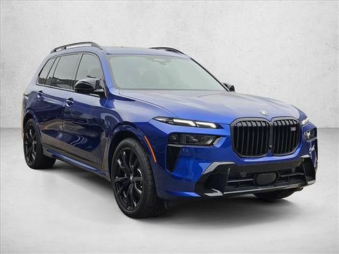 New 2025 BMW X7 M60i image 7