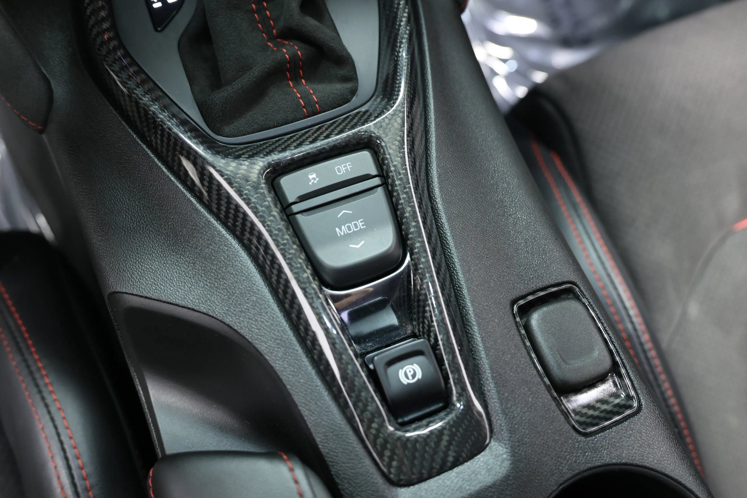 Used 2018 Chevrolet Camaro ZL1 RWD image 46