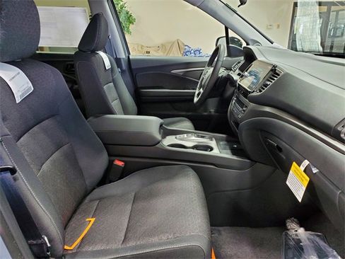 New 2025 Honda Ridgeline Sport image 15