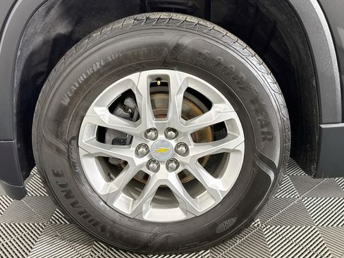 Used 2020 Chevrolet Traverse LS FWD image 35