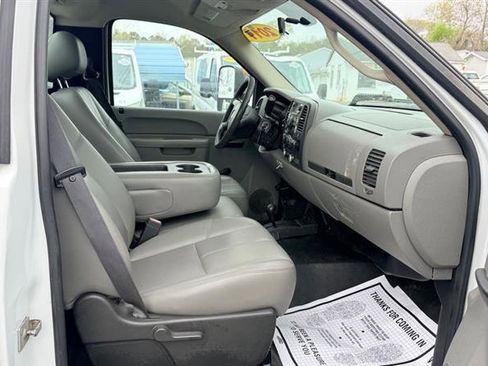 Used 2011 Chevrolet Silverado 2500 W/T AWD/4WD image 11