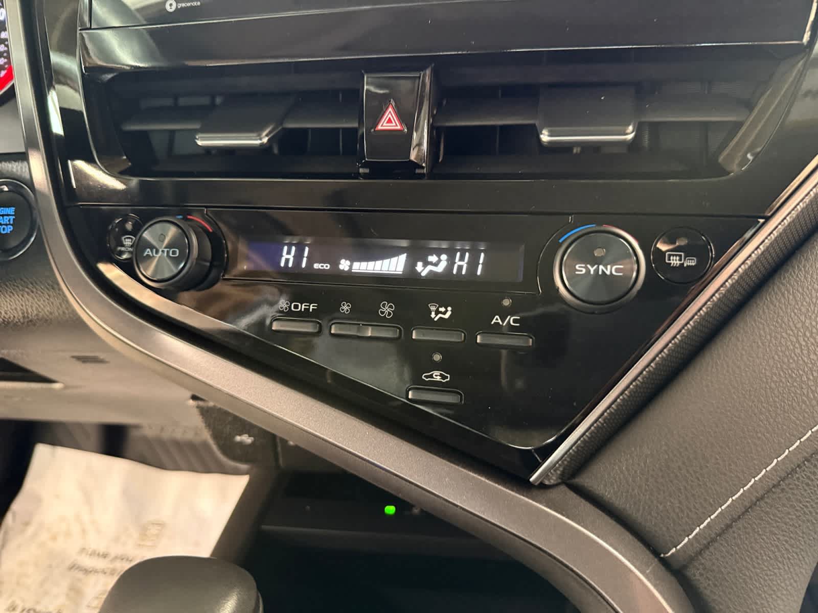 Used 2024 Toyota Camry XSE w/ Navigation Package FWD image 17