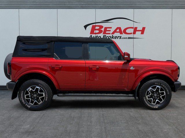 Used 2023 Ford Bronco Outer Banks AWD/4WD image 9