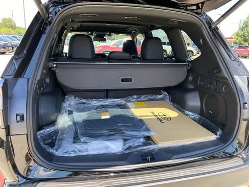 New 2026 Subaru Forester Limited AWD/4WD image 25