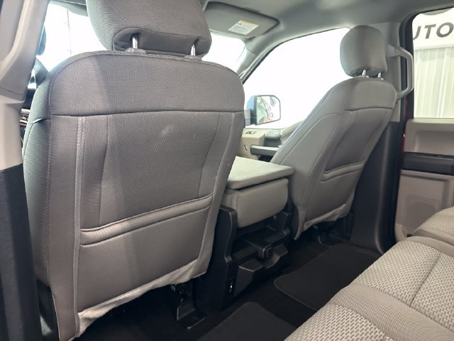 Used 2019 Ford F150 XLT w/ Equipment Group 302A Luxury AWD/4WD image 32