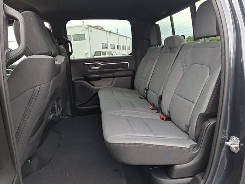 Used 2025 RAM 1500 Big Horn AWD/4WD image 10
