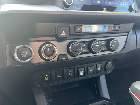 Used 2020 Toyota Tacoma TRD Pro image 33