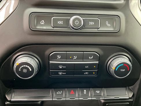 Used 2020 Chevrolet Silverado 1500 Custom w/ Custom Value Package image 25