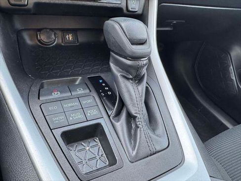 Certified 2023 Toyota RAV4 LE image 25