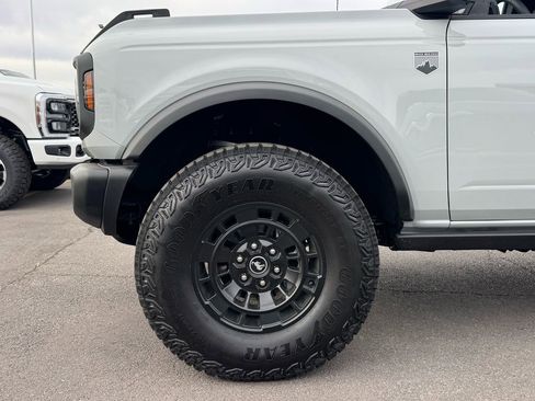 New 2026 Ford Bronco Big Bend w/ Black Diamond Package AWD/4WD image 7