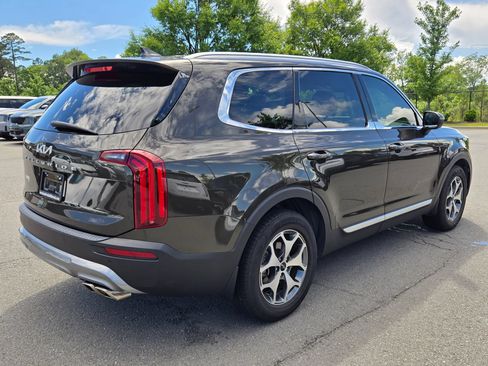 Used 2022 Kia Telluride EX FWD image 20