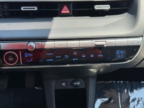 Used 2022 Hyundai Ioniq 5 SEL RWD image 25