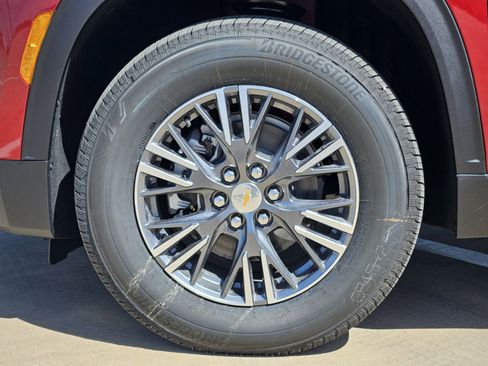 New 2026 Chevrolet Traverse LT FWD image 13