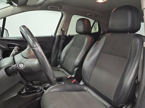 Used 2019 Buick Encore Preferred w/ Safety Package image 19