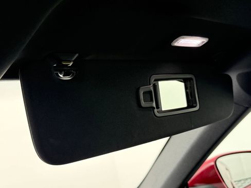 Certified 2022 Porsche Taycan image 29