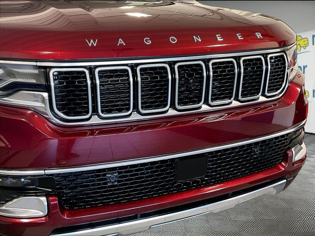 Used 2025 Jeep Wagoneer Series III w/ Premium Group I AWD/4WD image 33