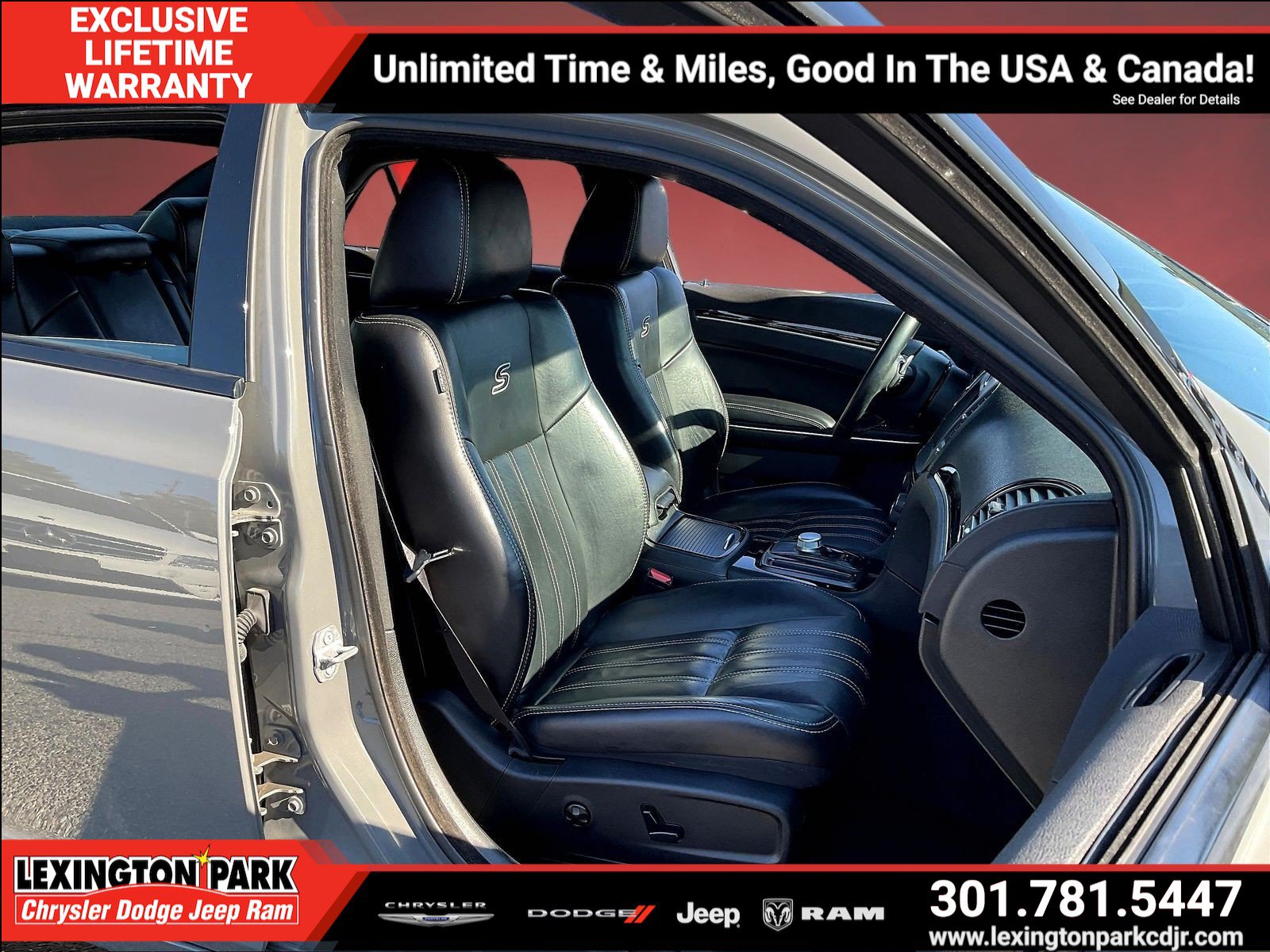 Used 2018 Chrysler 300 S RWD image 28