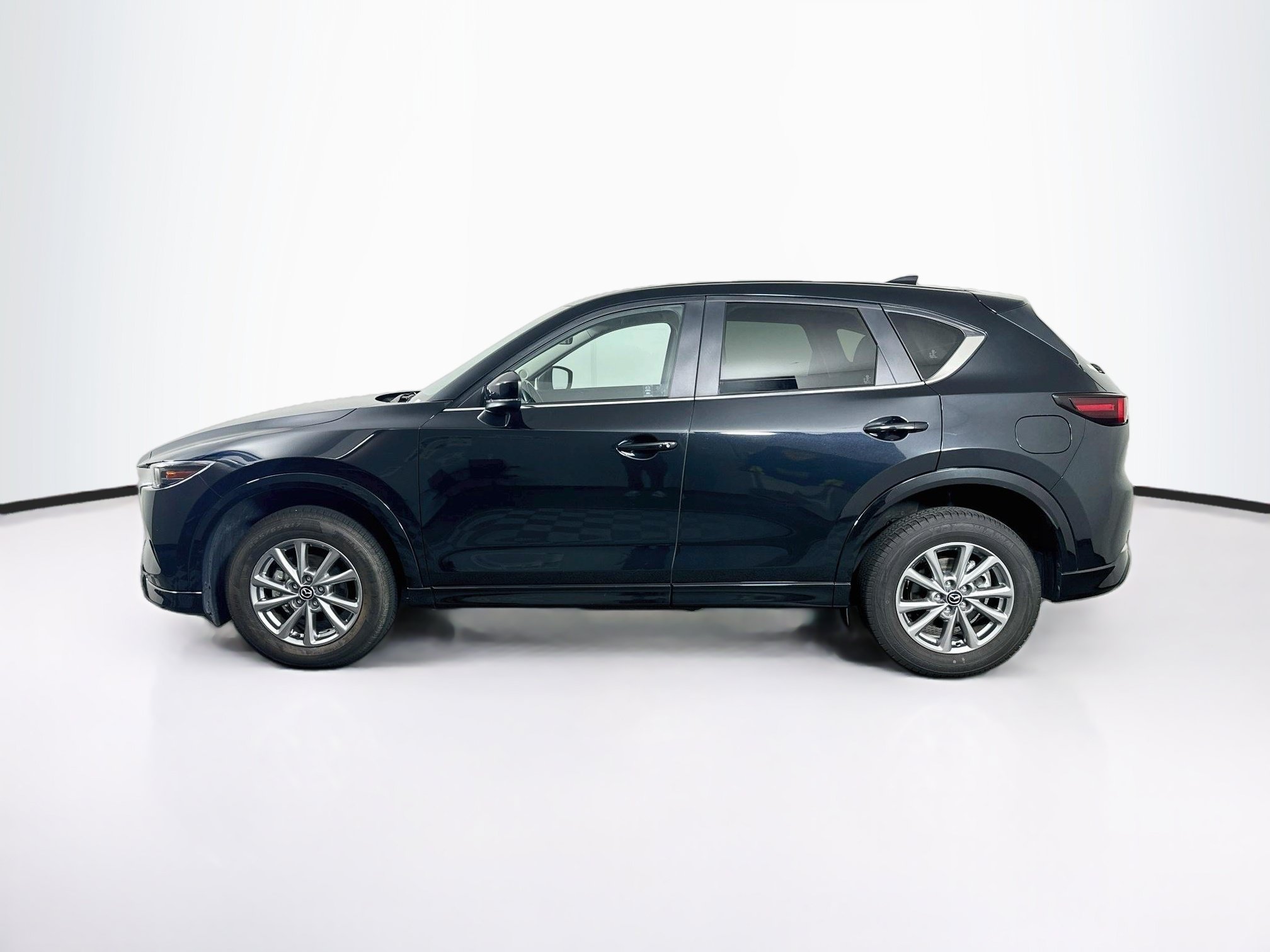Used 2025 MAZDA CX-5 AWD 2.5 S w/ Select Package image 4