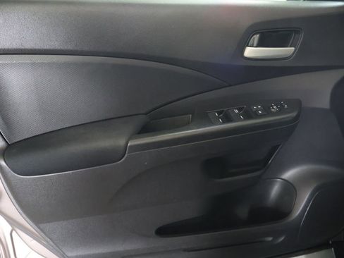 Used 2015 Honda CR-V LX image 16