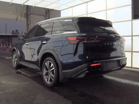 Certified 2023 INFINITI QX60 Luxe w/ Cargo Package FWD image 2