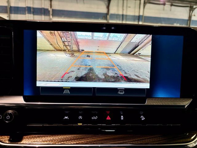 Used 2024 Chevrolet Silverado 1500 RST AWD/4WD image 42