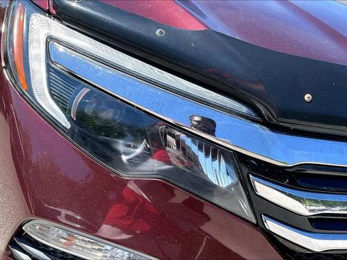 Used 2018 Honda Pilot Touring image 31