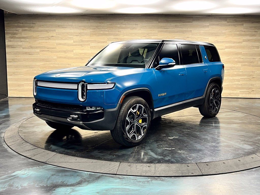 Used 2023 Rivian R1S Adventure Quad AWD/4WD image 10