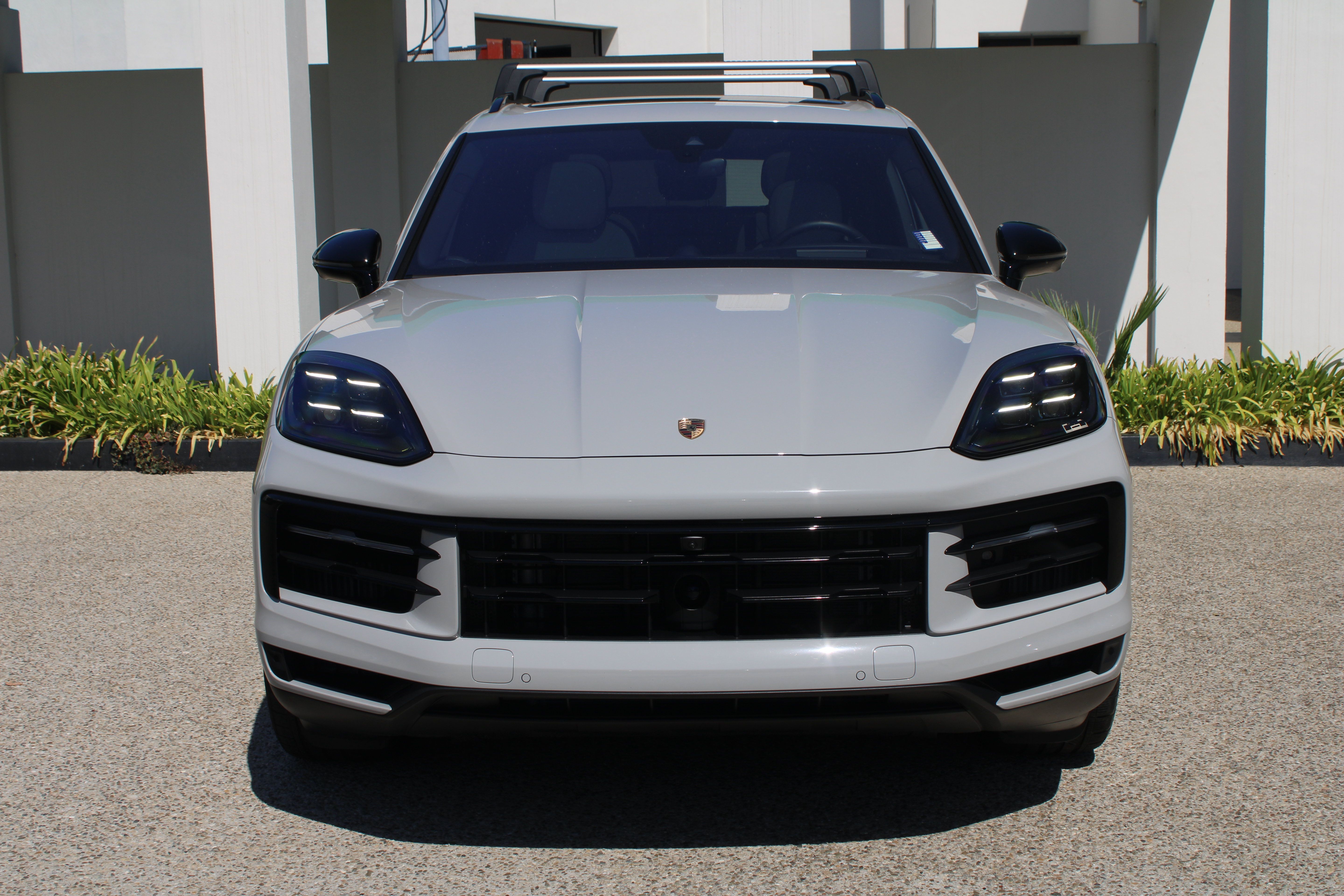 Certified 2025 Porsche Cayenne S AWD/4WD image 10