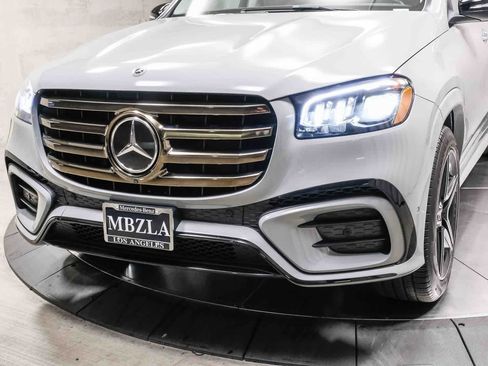 Certified 2026 Mercedes-Benz GLS 450 4MATIC image 11