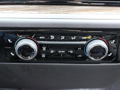 New 2025 Chevrolet Silverado 2500 LT w/ Convenience Package image 47