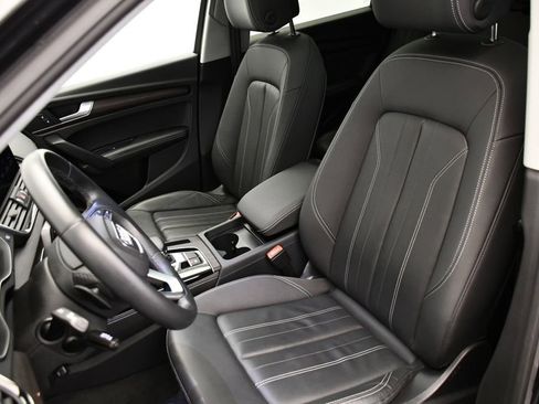 Certified 2023 Audi Q5 2.0T Premium Plus w/ Premium Plus Package image 39