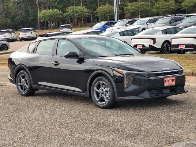 New 2026 Kia K4 FWD image 1