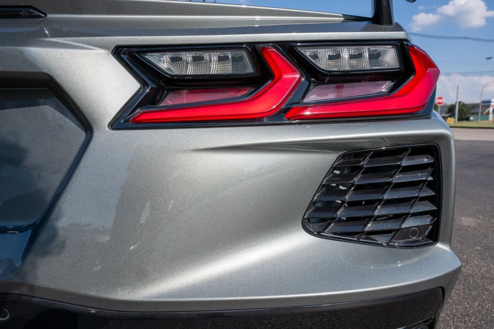 Used 2022 Chevrolet Corvette Stingray Convertible w/ 1LT RWD image 14
