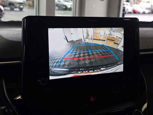 Certified 2023 Toyota Corolla SE w/ SE Package image 31