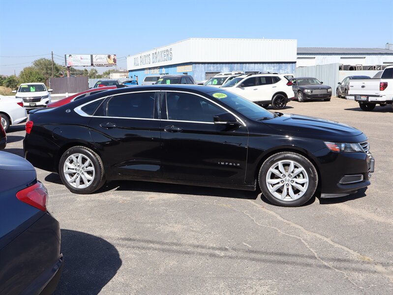 Used 2016 Chevrolet Impala LT FWD image 2