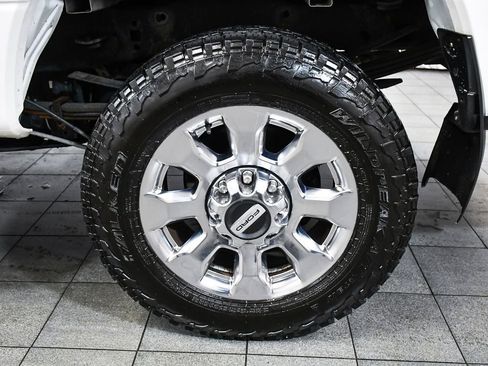 Used 2017 Ford F350 Lariat w/ Lariat Ultimate Package AWD/4WD image 8