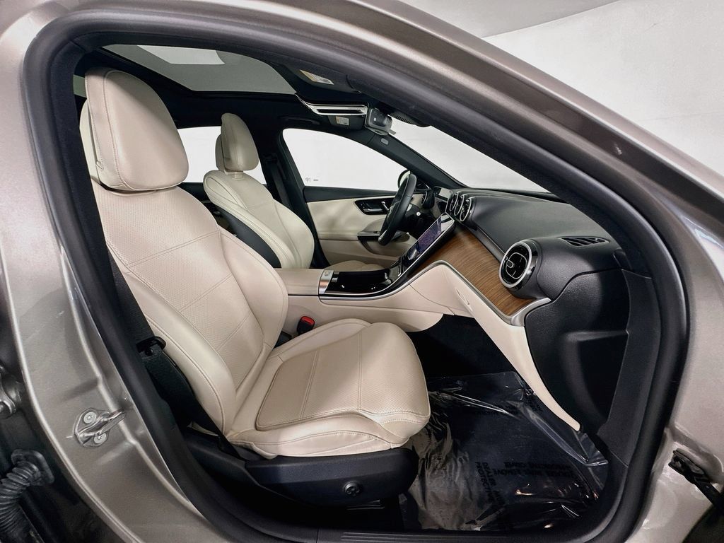 Certified 2023 Mercedes-Benz C 300 Sedan image 29