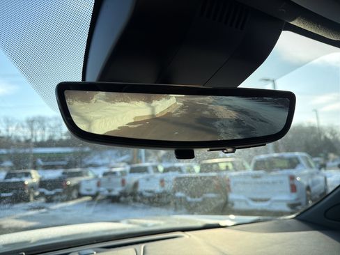 Certified 2024 GMC Yukon XL Denali w/ Denali Reserve Package image 19